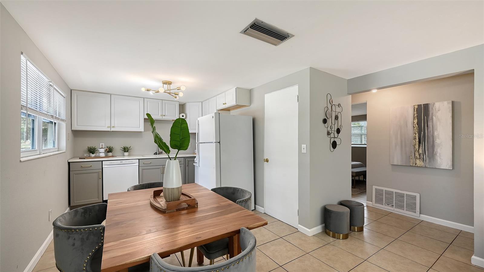 Image 9 of 75 For 1860 7th Street