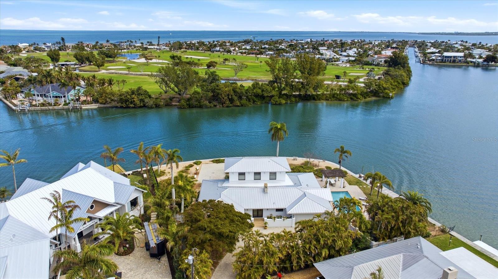 Image 4 of 62 For 531 72nd Street