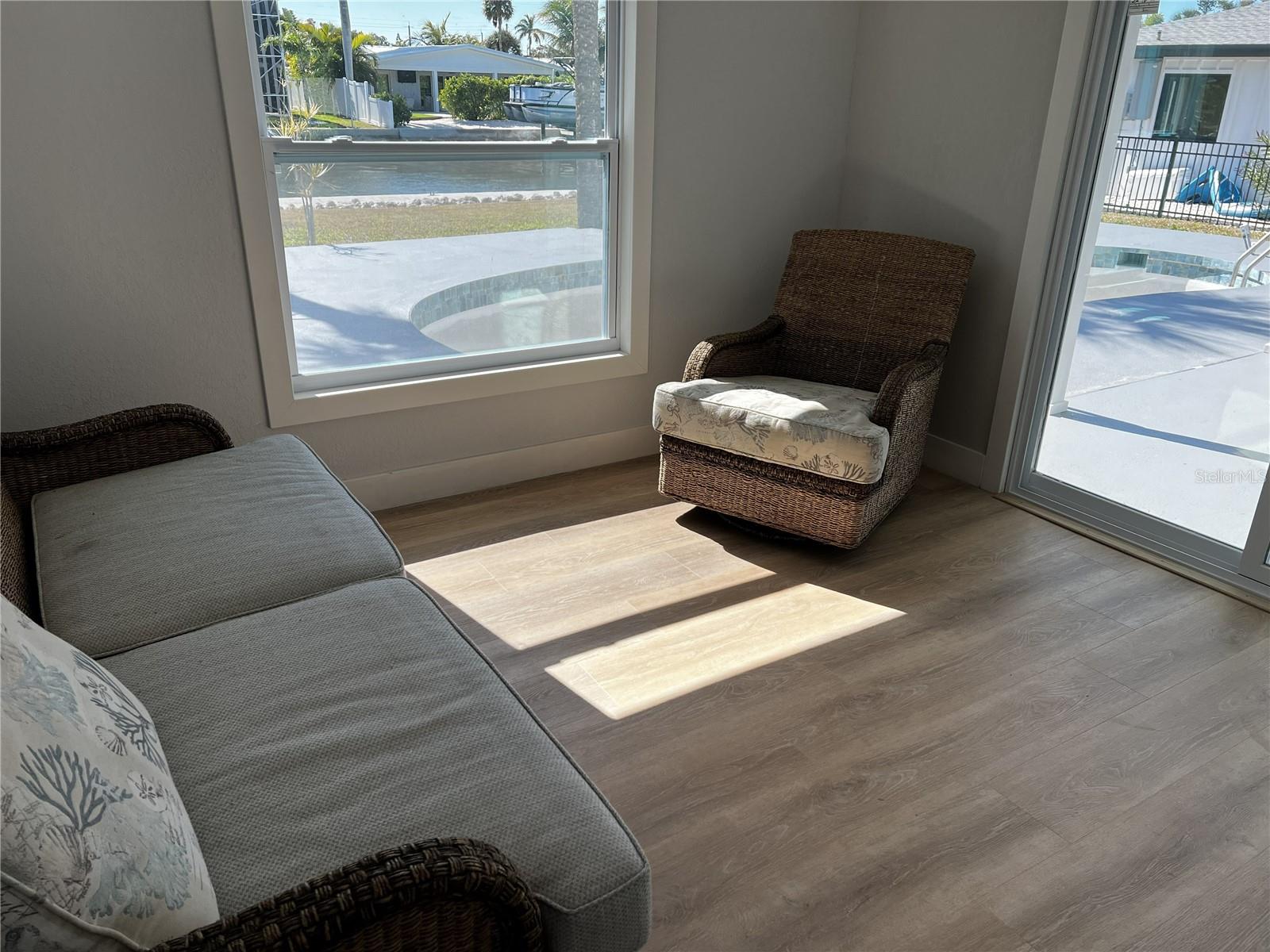 Image 12 of 21 For 403 28th Street