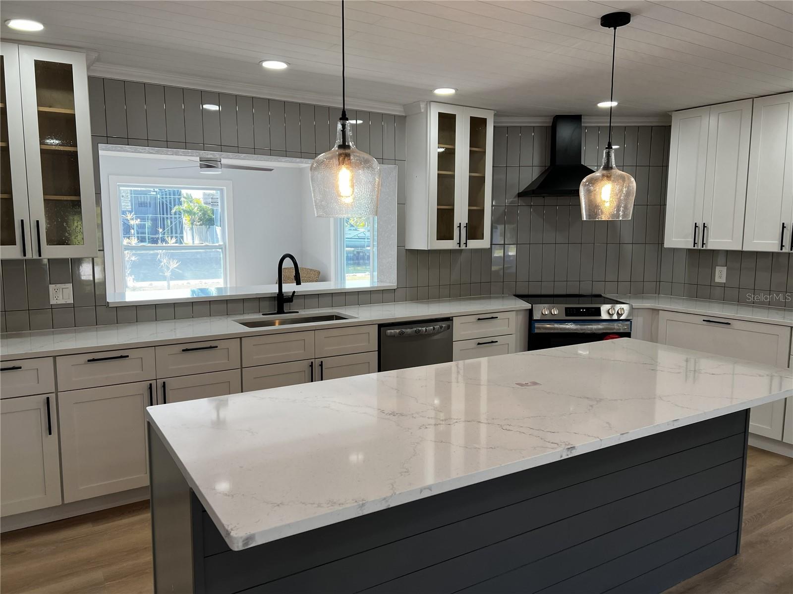 Image 5 of 21 For 403 28th Street