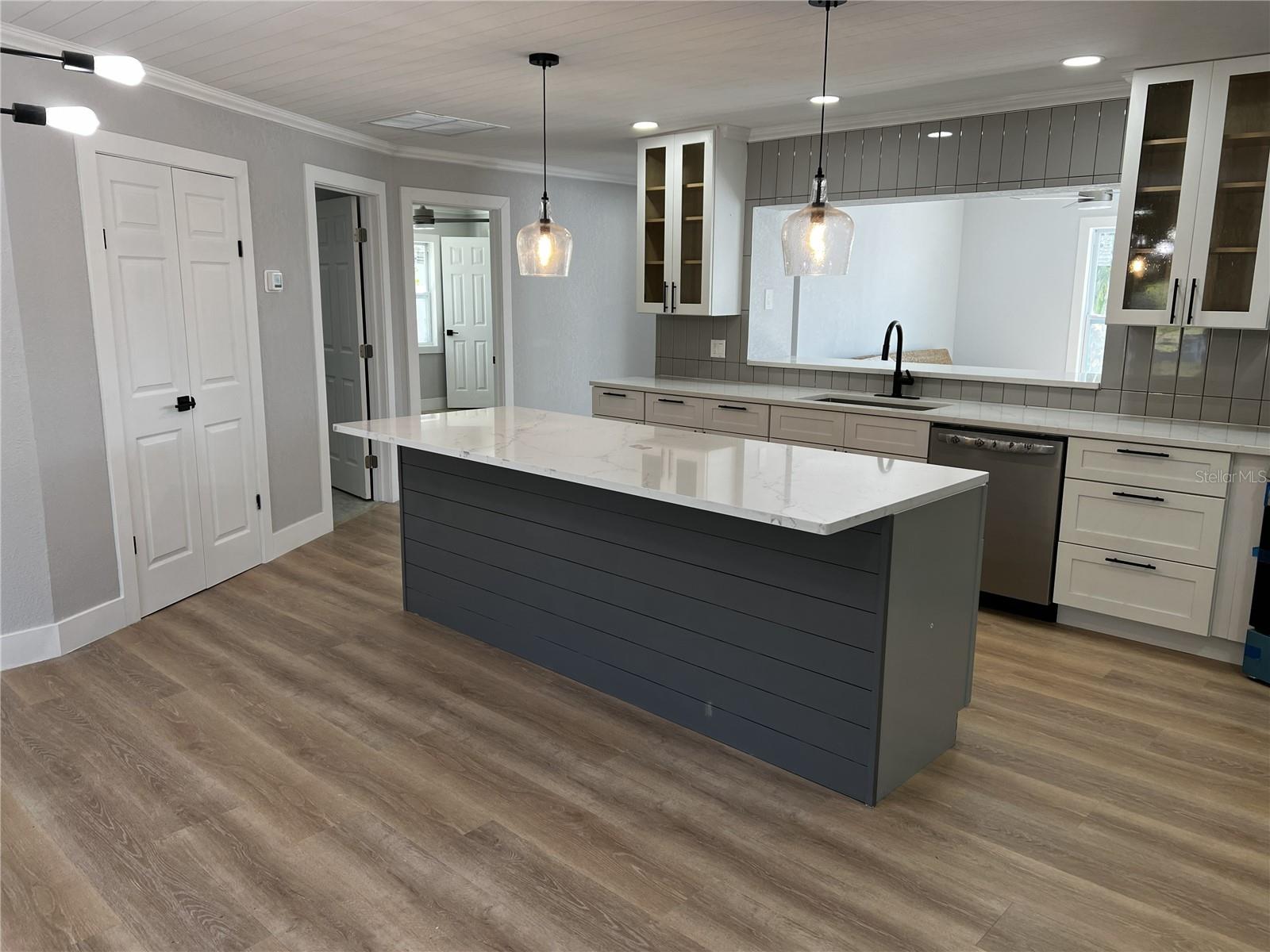 Image 6 of 21 For 403 28th Street