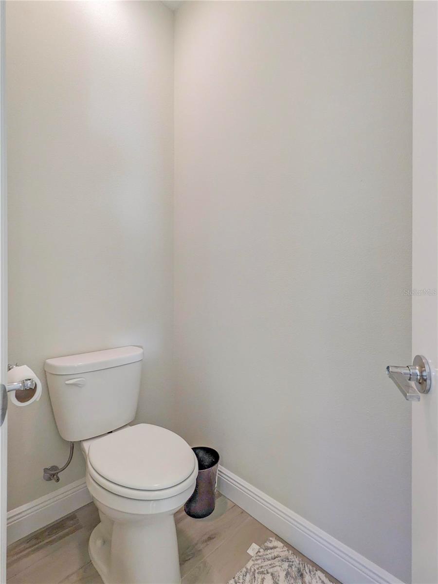 Image 18 of 50 For 1045 Crosswind Avenue