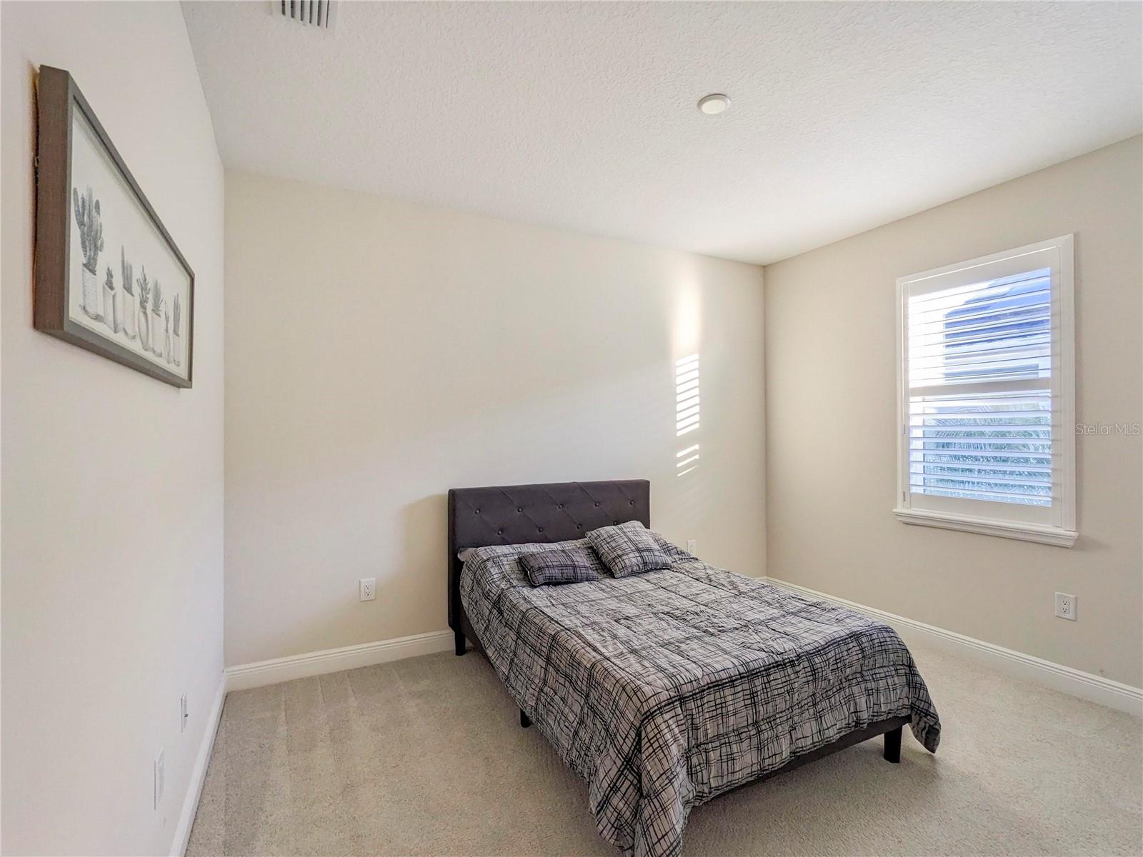 Image 23 of 50 For 1045 Crosswind Avenue