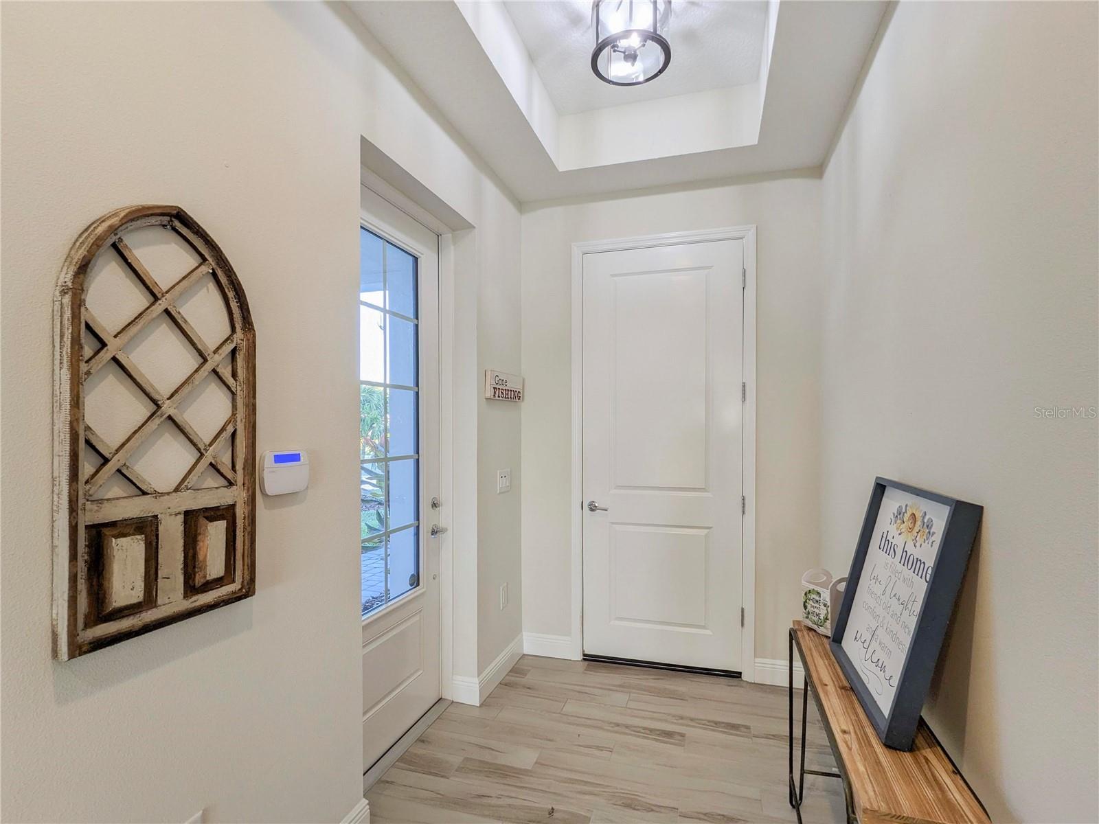 Image 4 of 50 For 1045 Crosswind Avenue