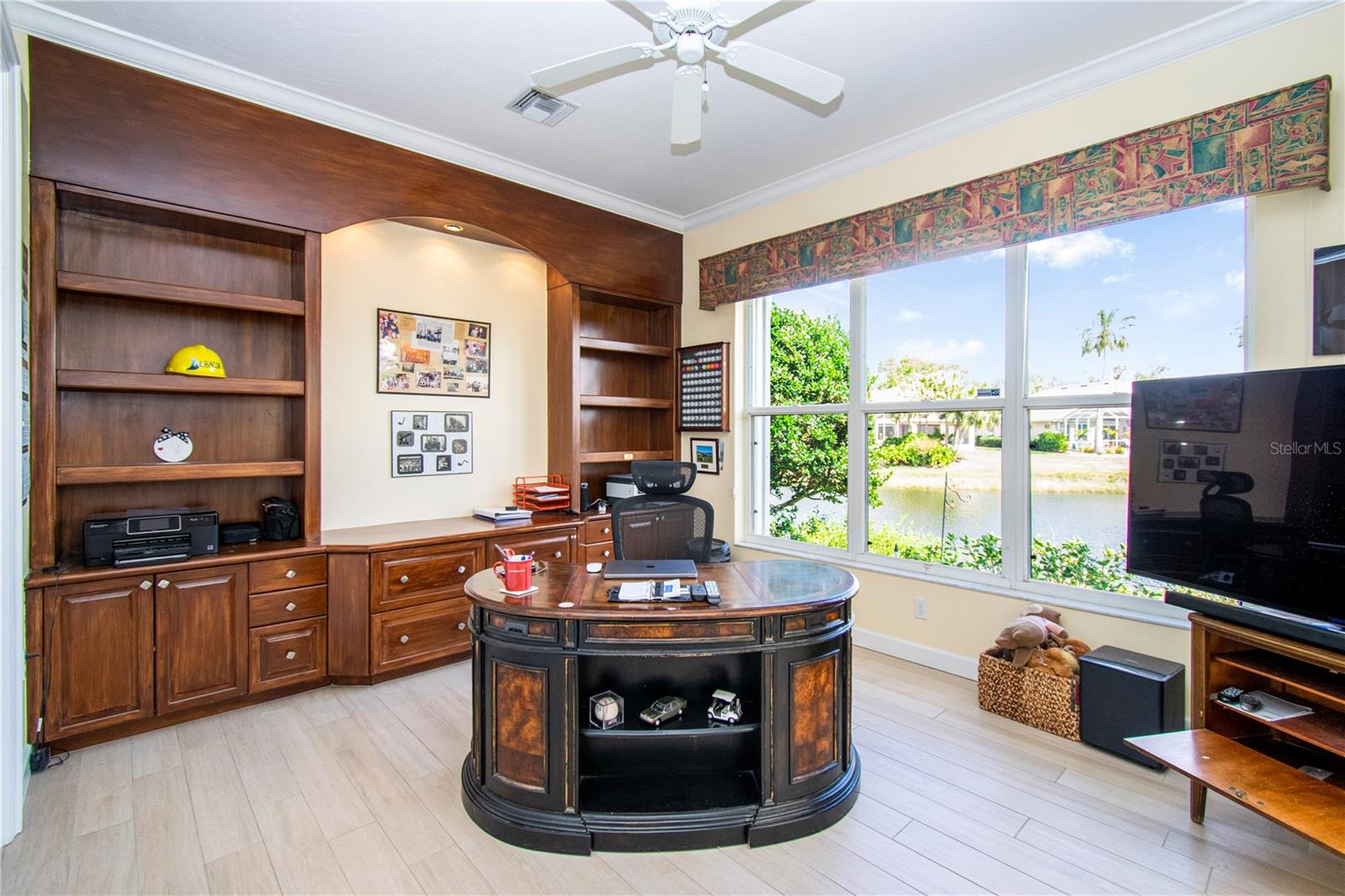 Image 30 of 40 For 7302 Eaton Court