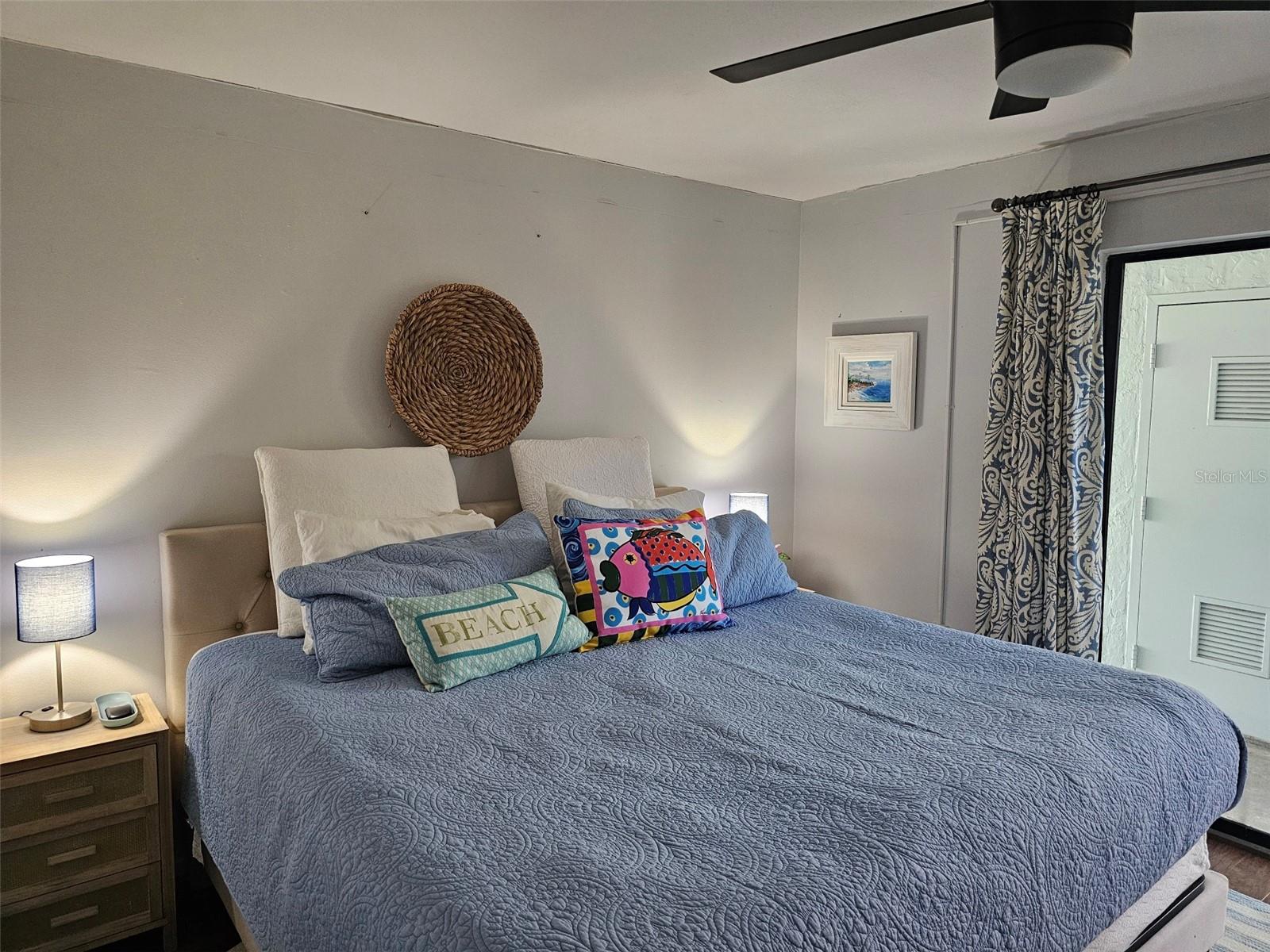 Image 21 of 33 For 6147 43rd Street W