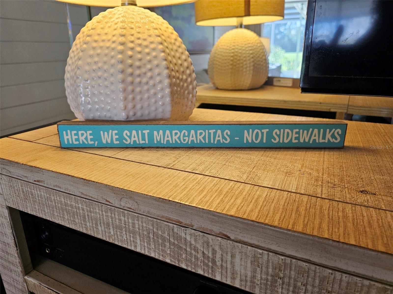 Image 3 of 33 For 6147 43rd Street W