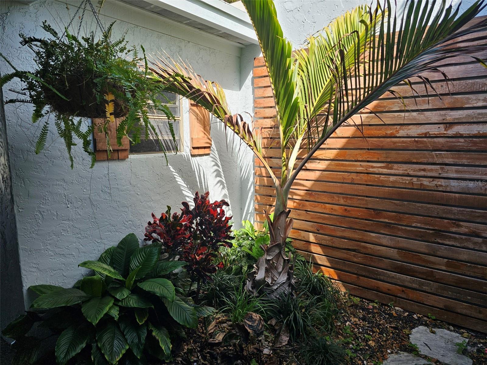 Image 4 of 33 For 6147 43rd Street W