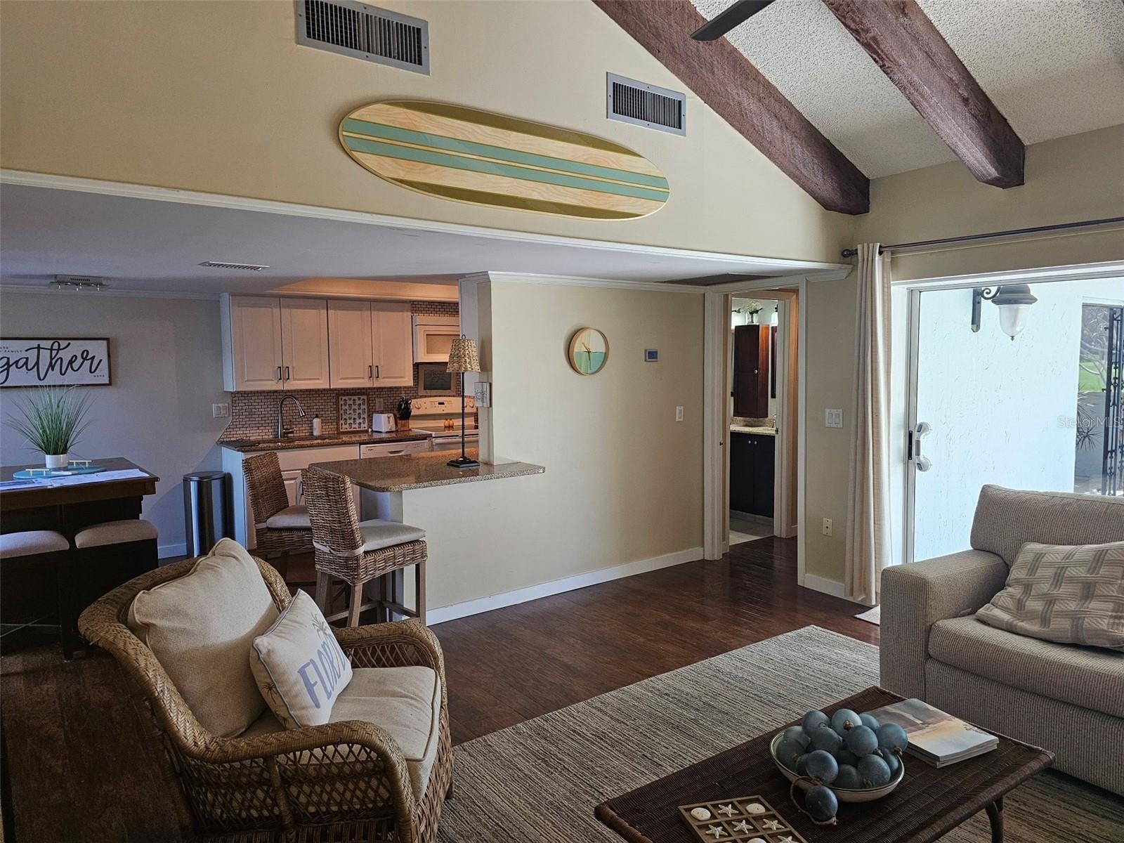 Image 6 of 33 For 6147 43rd Street W