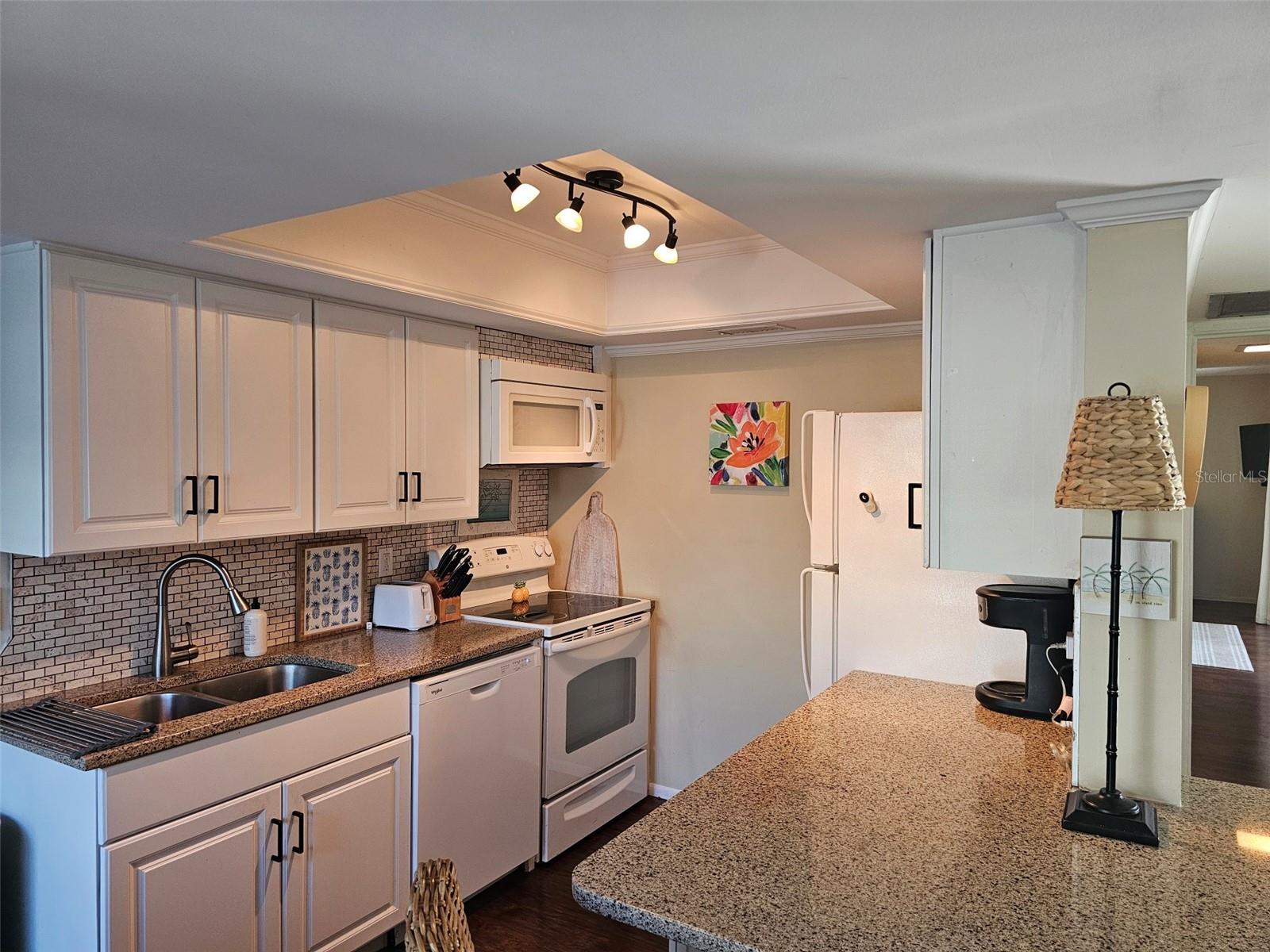 Image 9 of 33 For 6147 43rd Street W