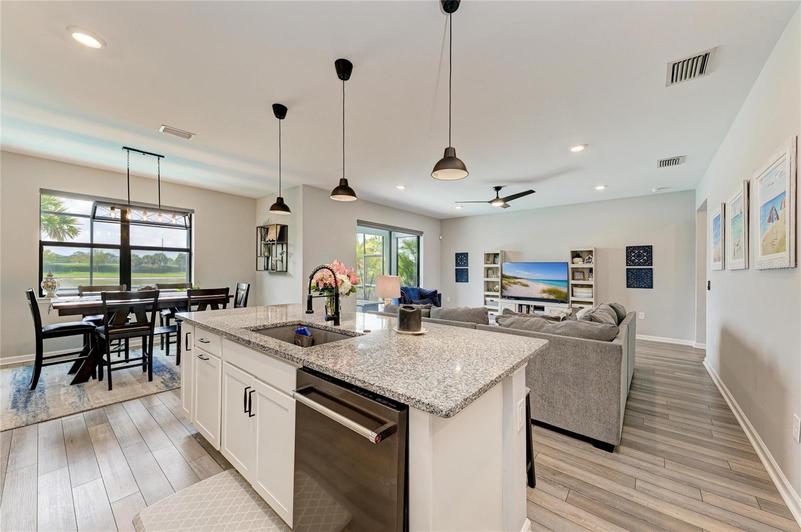 Image 20 of 80 For 16314 Pine Mist Drive