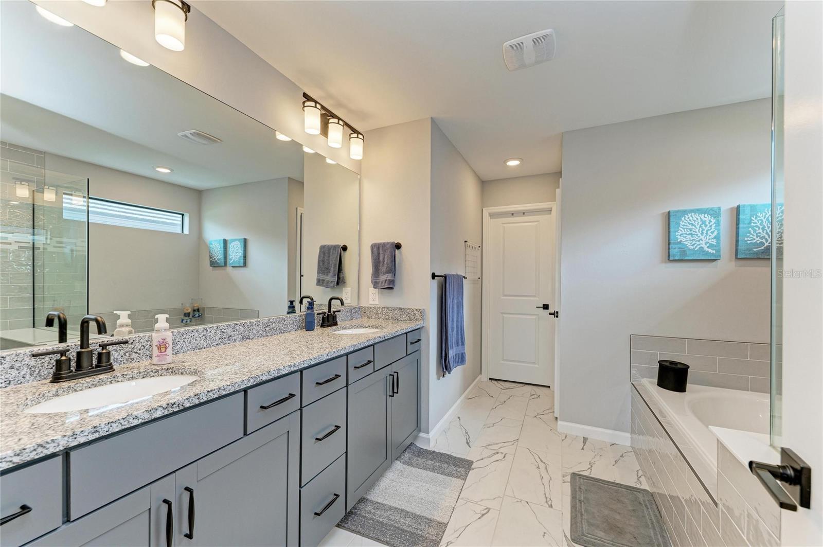 Image 38 of 80 For 16314 Pine Mist Drive