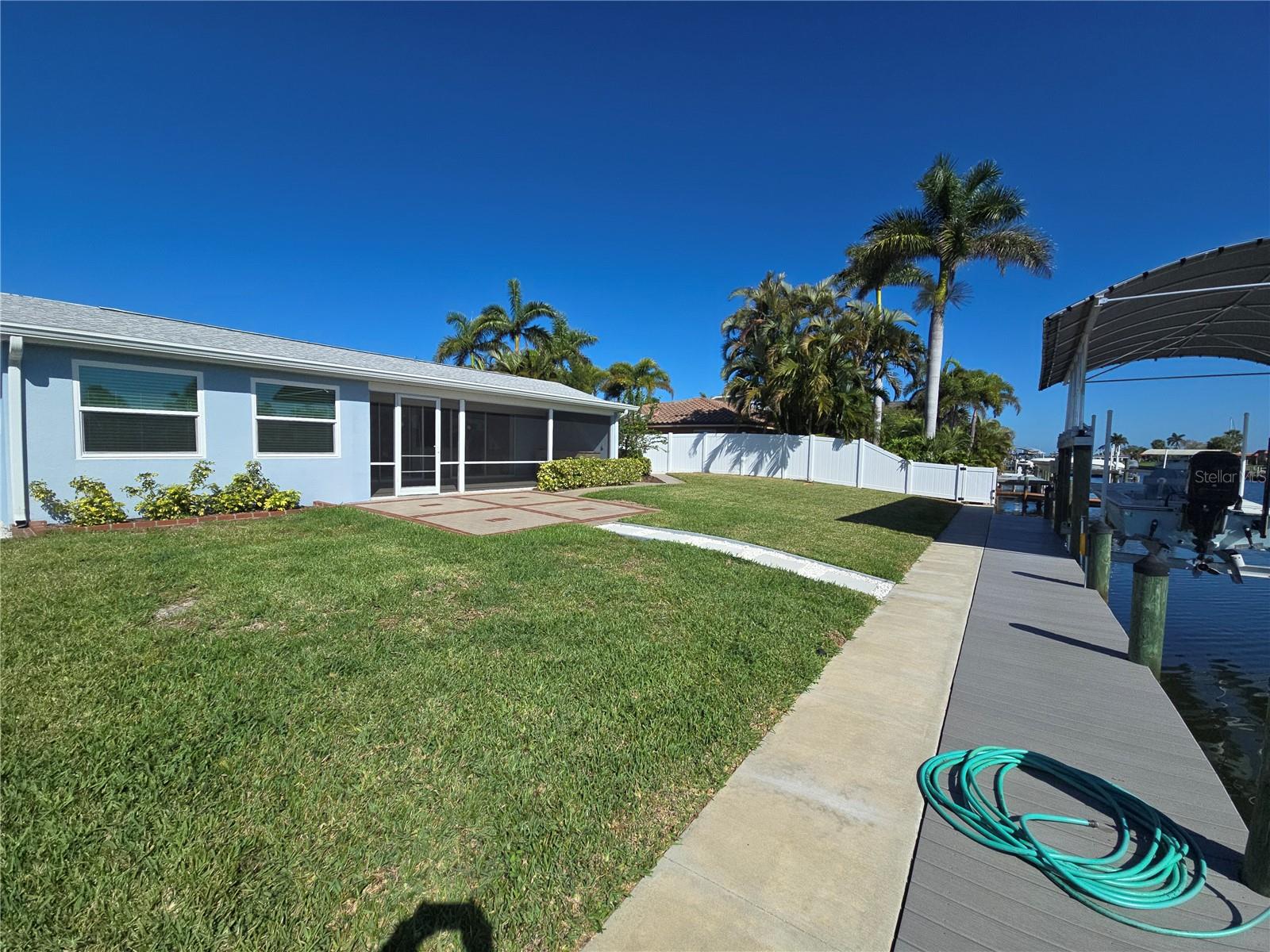 Image 12 of 52 For 4007 Royal Palm Drive