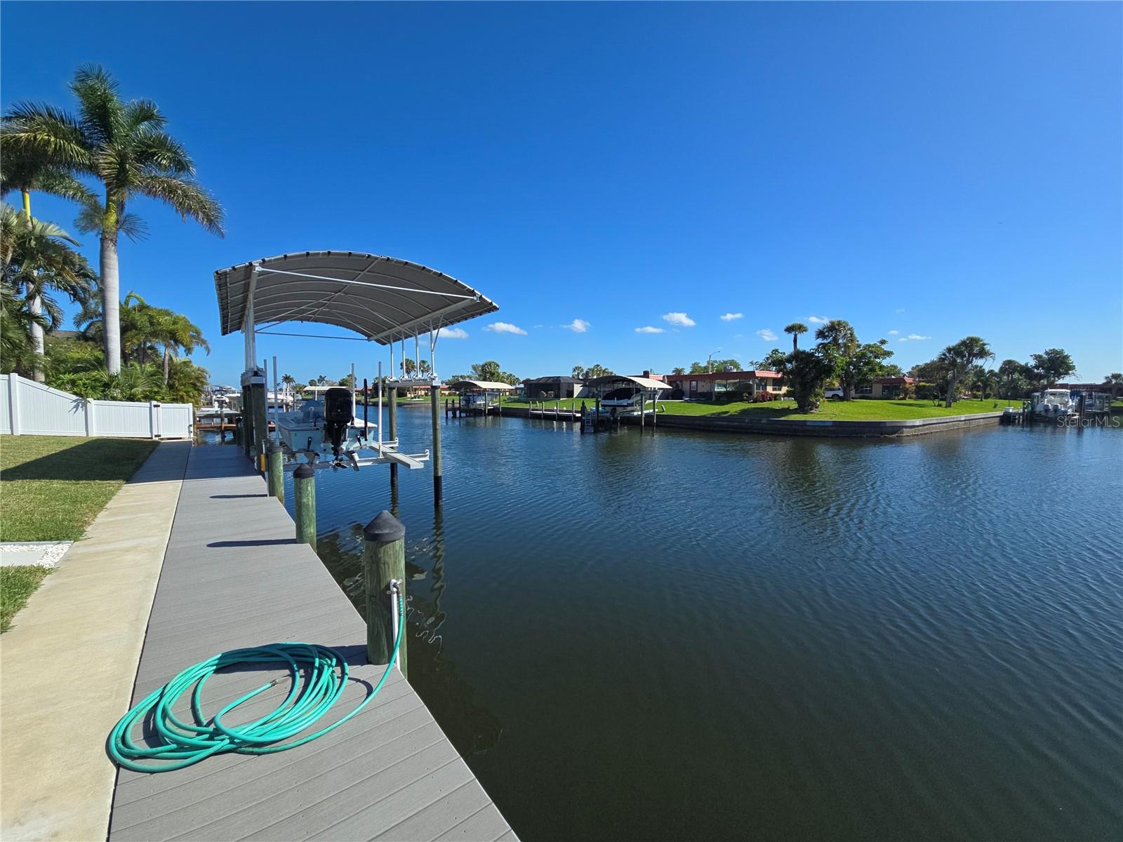 Image 17 of 52 For 4007 Royal Palm Drive