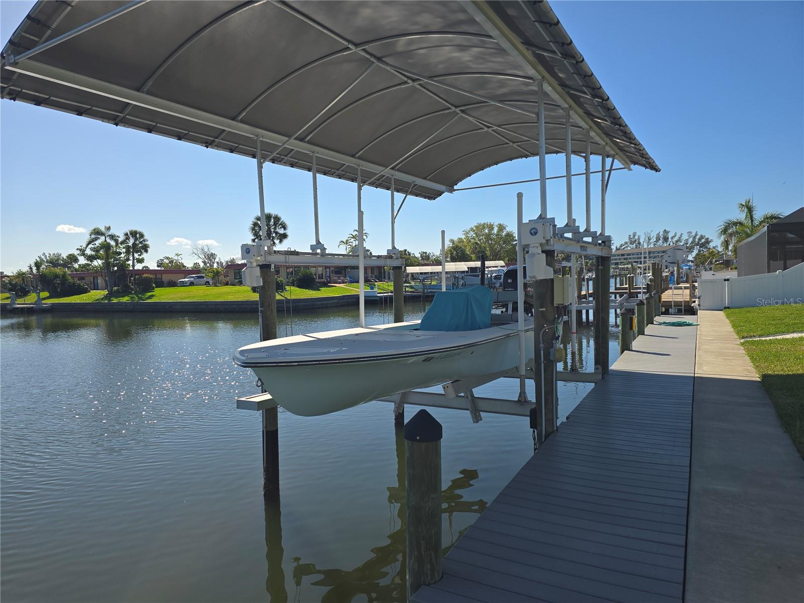 Image 25 of 52 For 4007 Royal Palm Drive