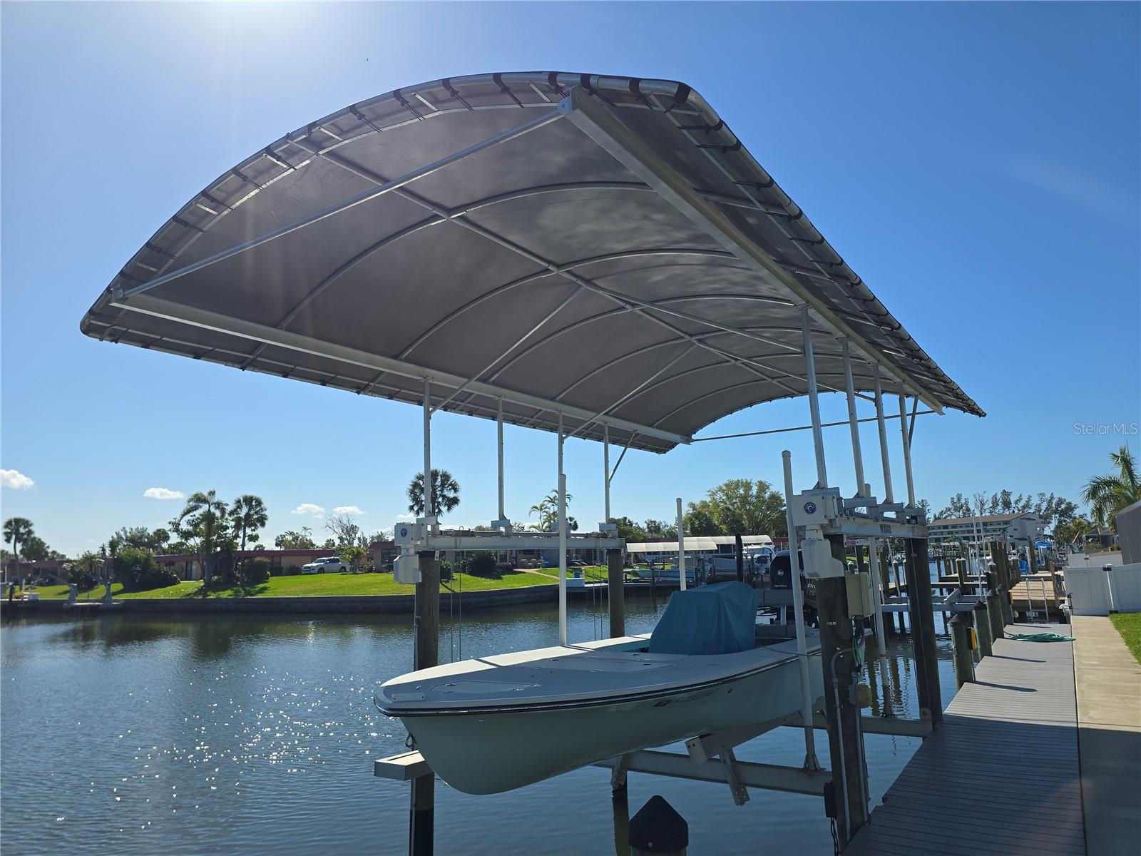 Image 26 of 52 For 4007 Royal Palm Drive