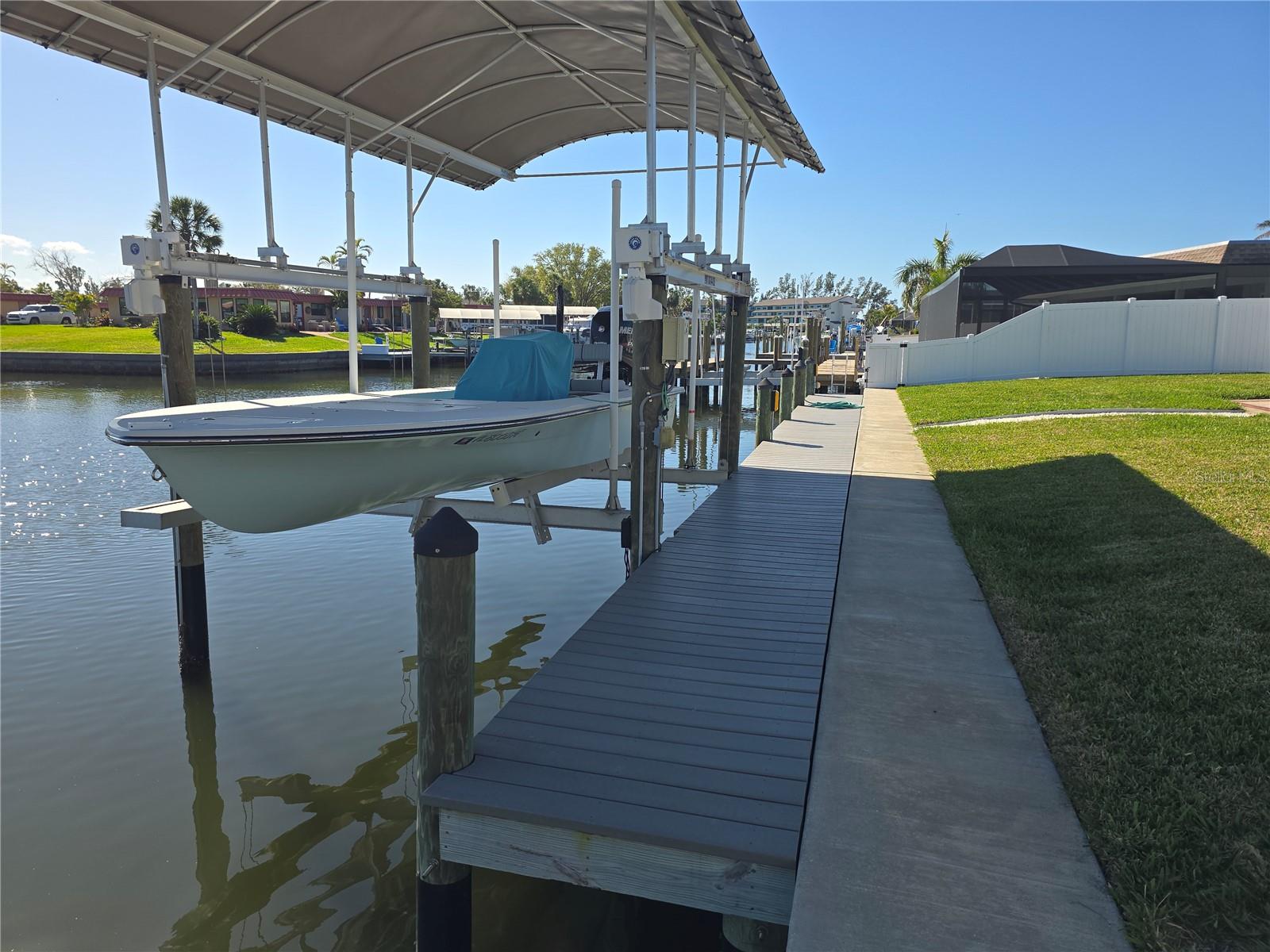 Image 27 of 52 For 4007 Royal Palm Drive