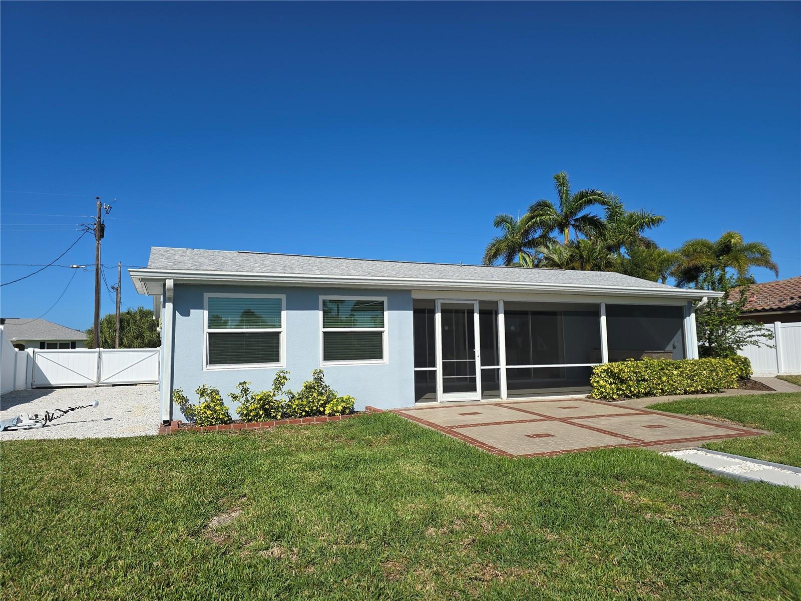 Image 35 of 52 For 4007 Royal Palm Drive