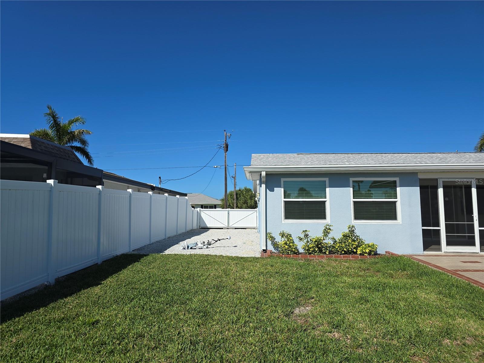 Image 36 of 52 For 4007 Royal Palm Drive