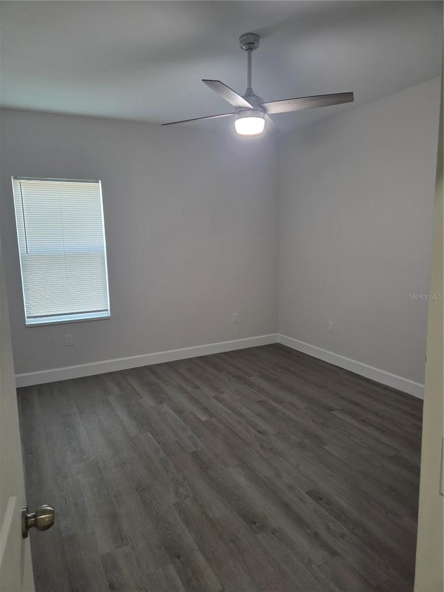 Image 12 of 15 For 2300 Parrot Street