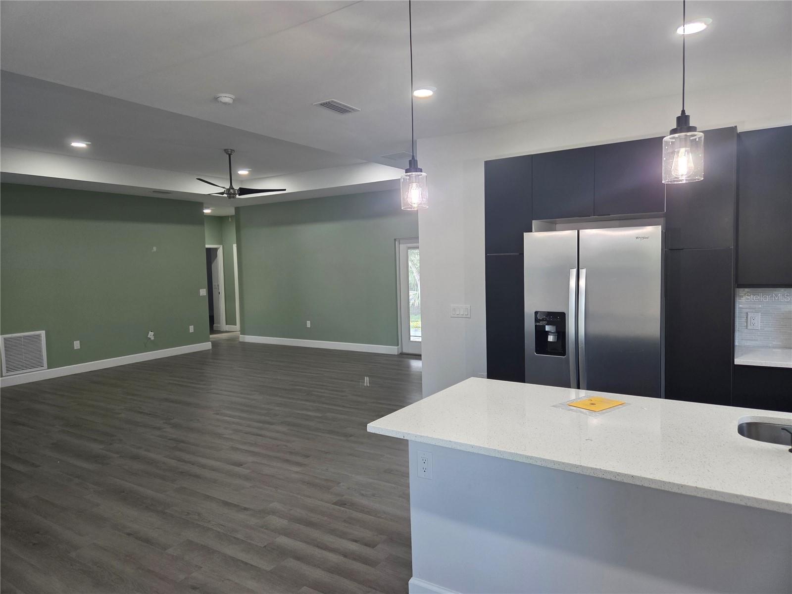 Image 3 of 15 For 2300 Parrot Street