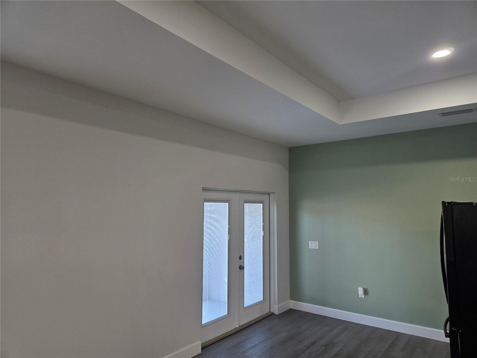 Image 4 of 15 For 2300 Parrot Street