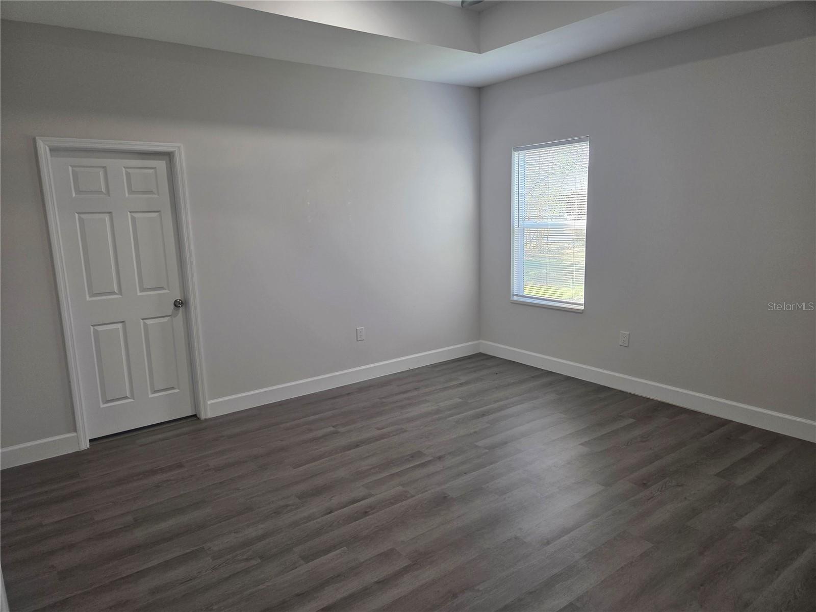 Image 6 of 15 For 2300 Parrot Street