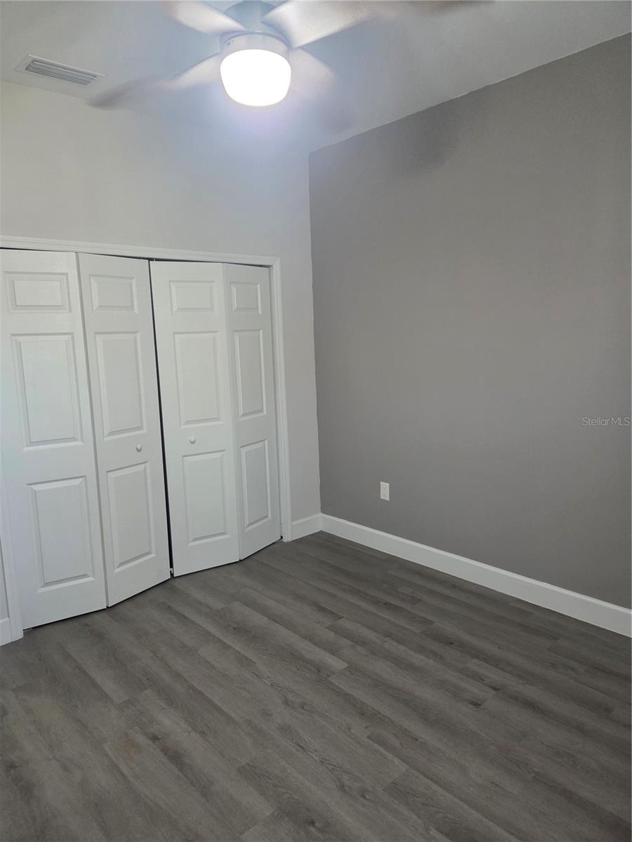 Image 9 of 15 For 2300 Parrot Street