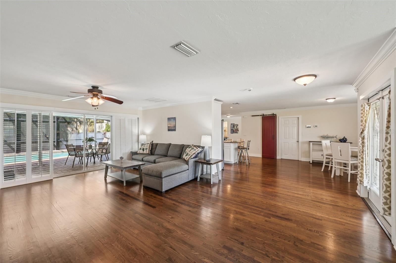 Image 10 of 46 For 6216 45th Street W