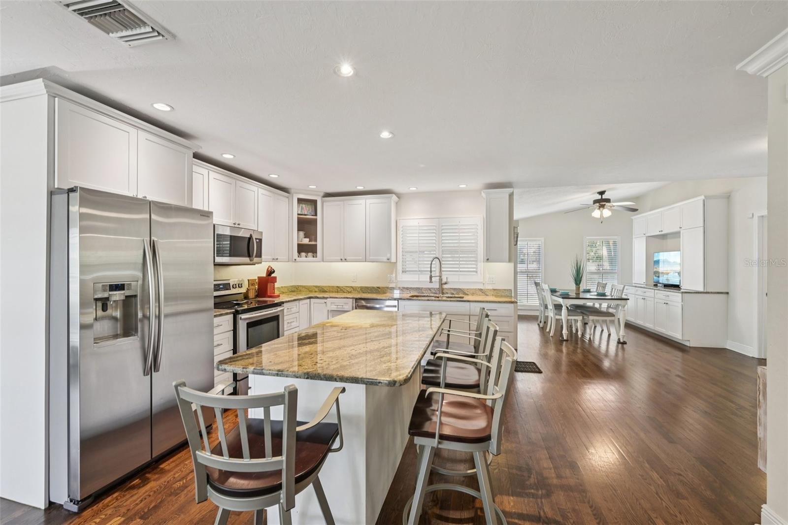 Image 14 of 46 For 6216 45th Street W