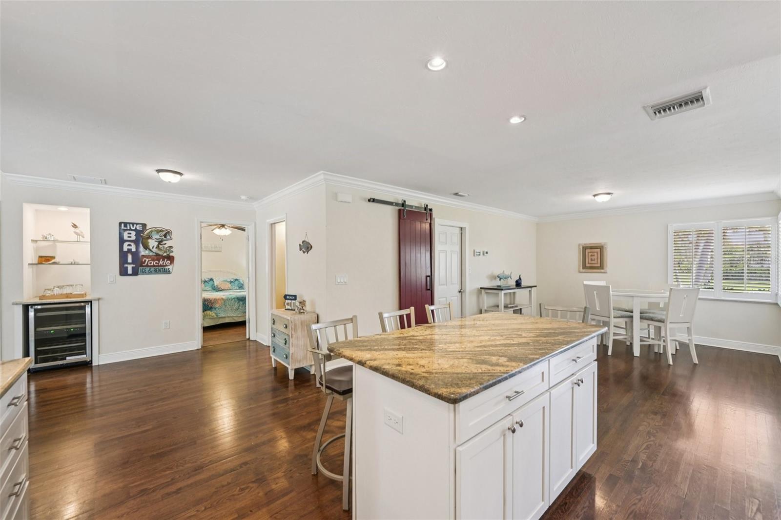 Image 17 of 46 For 6216 45th Street W