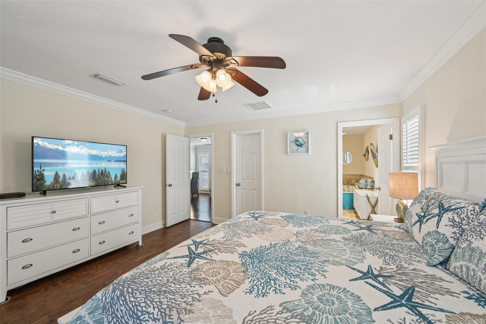 Image 31 of 46 For 6216 45th Street W