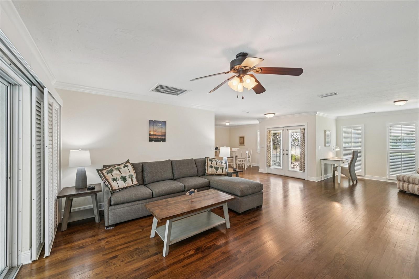 Image 8 of 46 For 6216 45th Street W