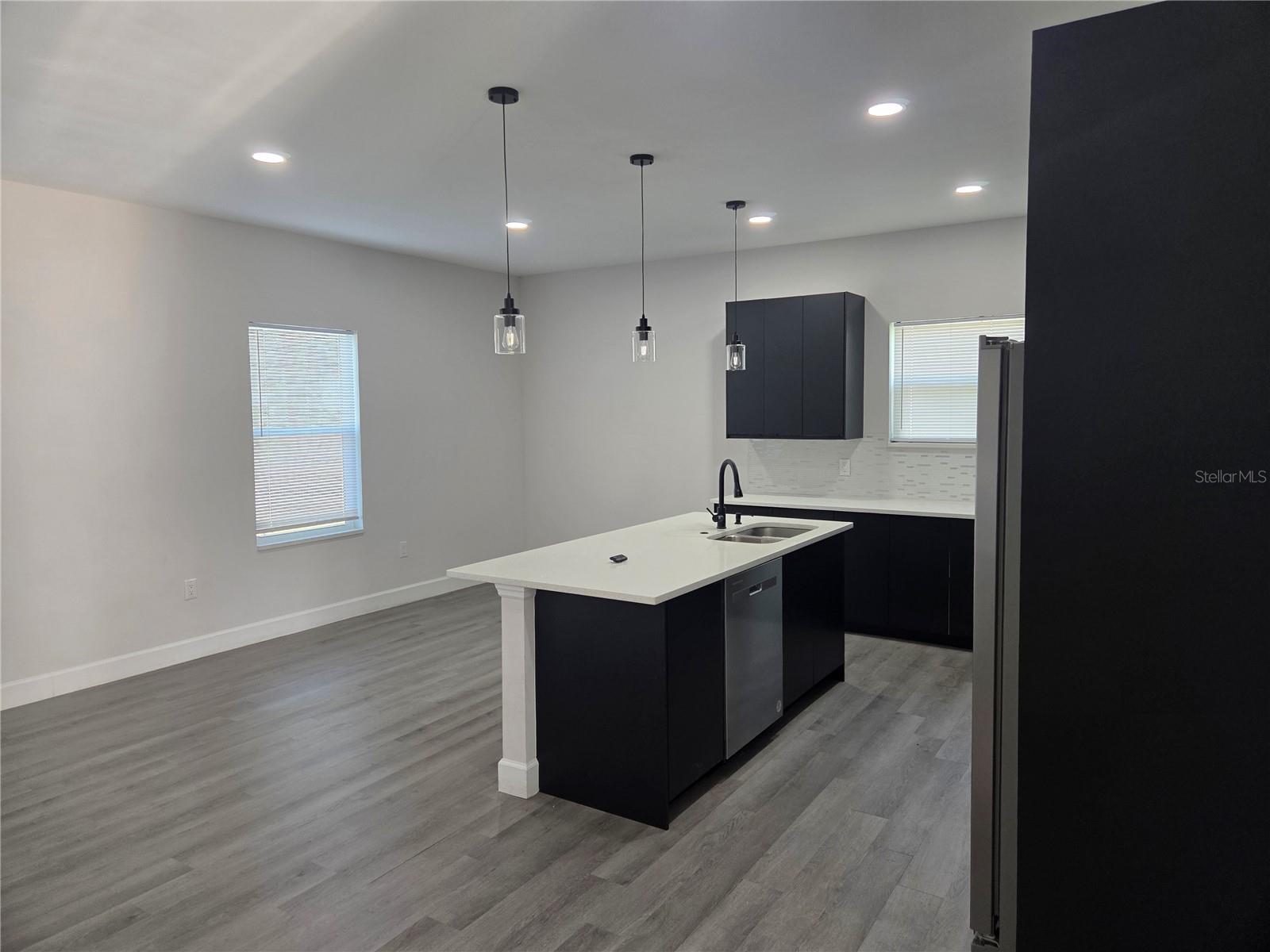 Image 4 of 13 For 2278 Parrot Street