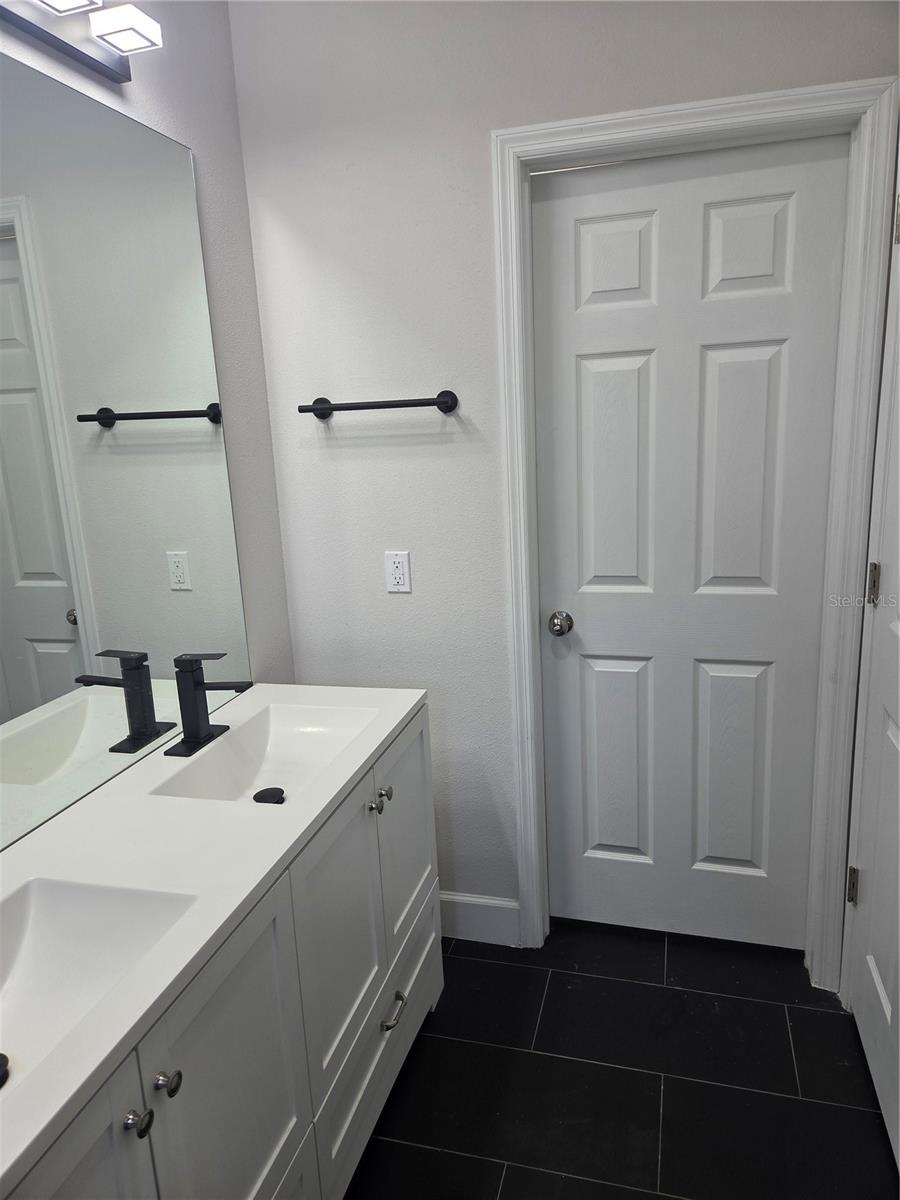 Image 8 of 13 For 2278 Parrot Street