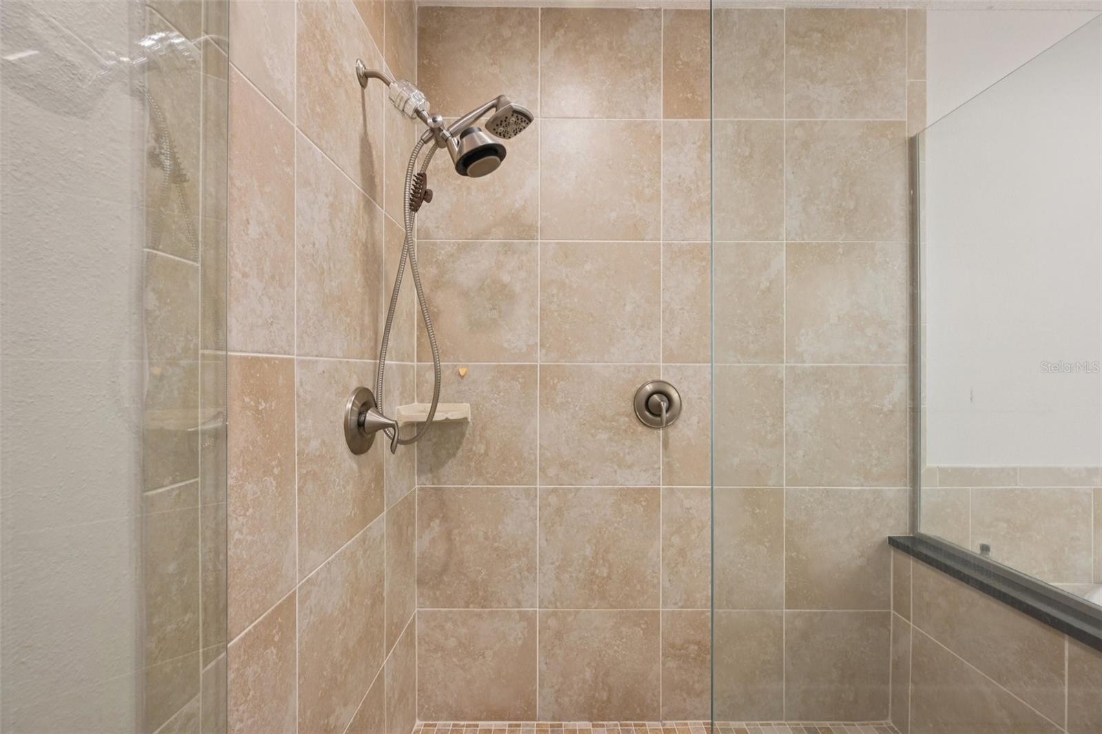 Image 27 of 41 For 3420 77th Street W 101