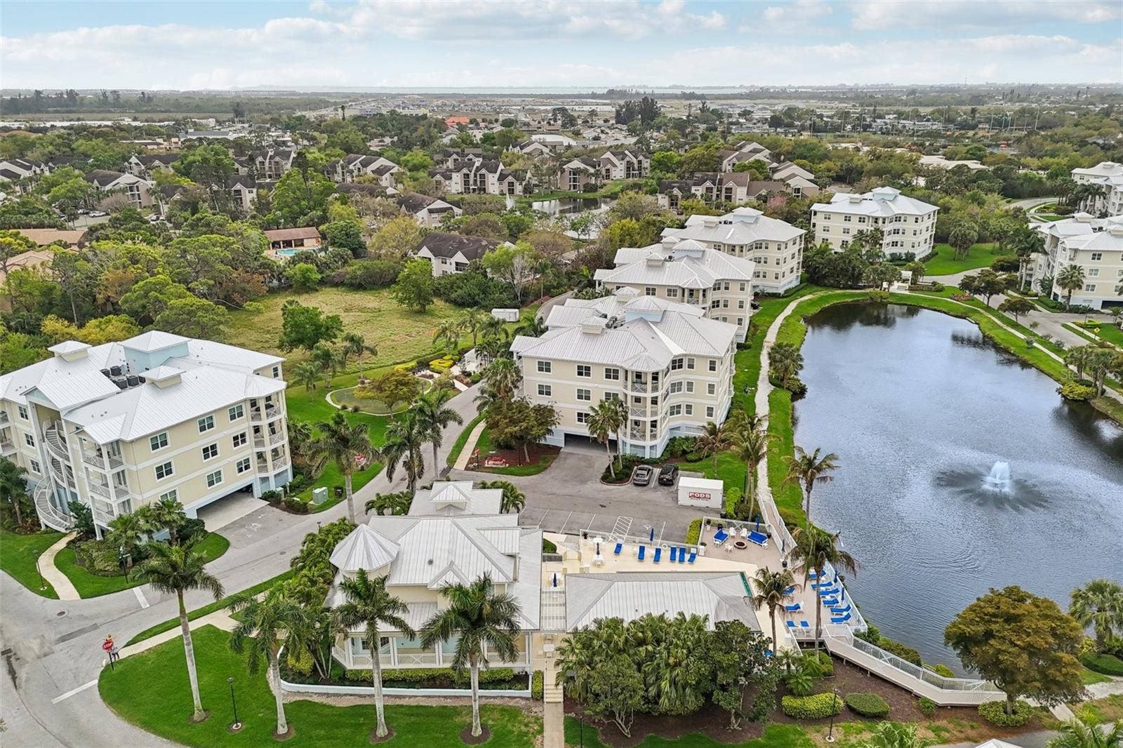 Image 33 of 41 For 3420 77th Street W 101