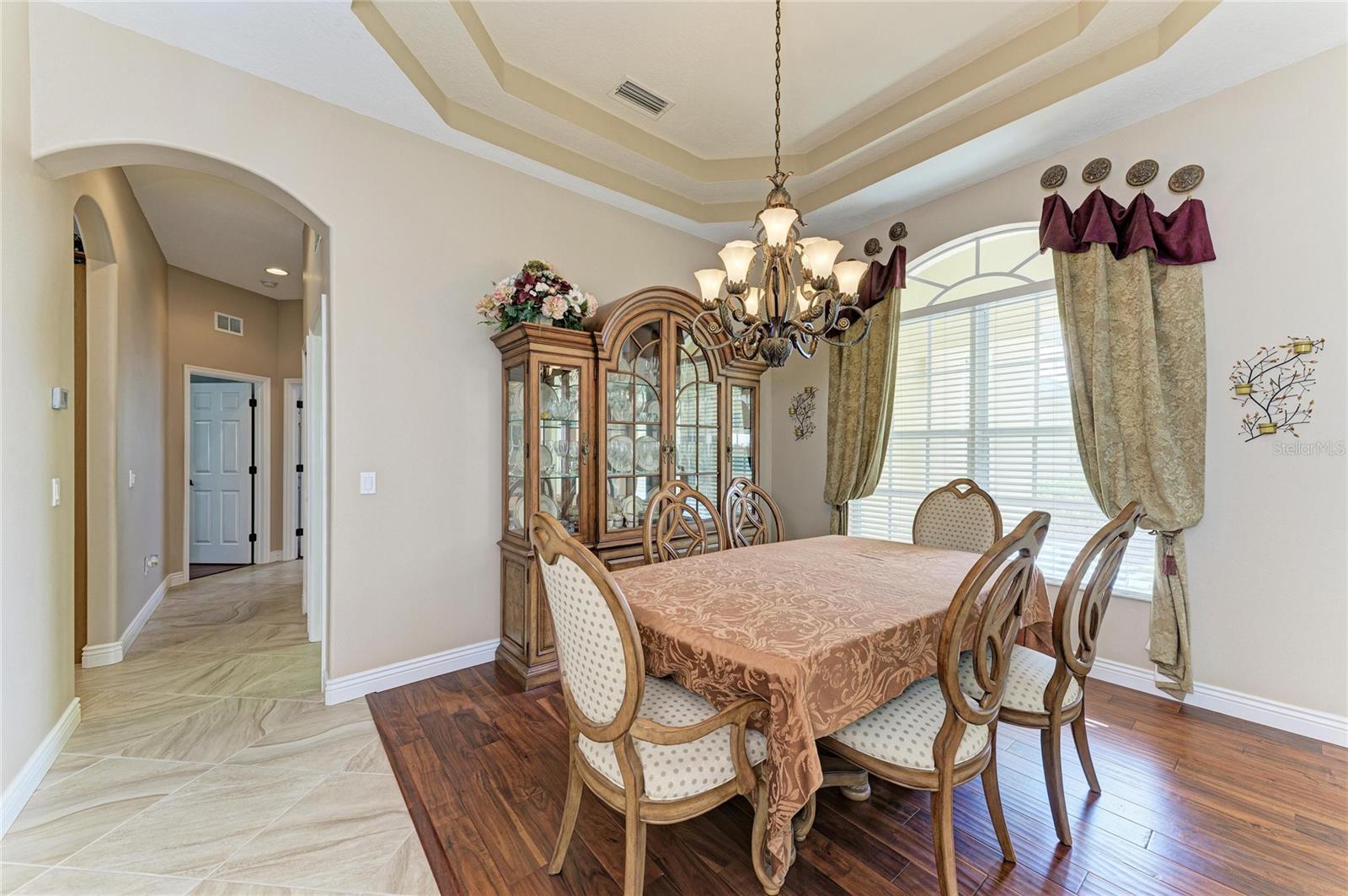 Image 11 of 66 For 23327 Red Robin Place