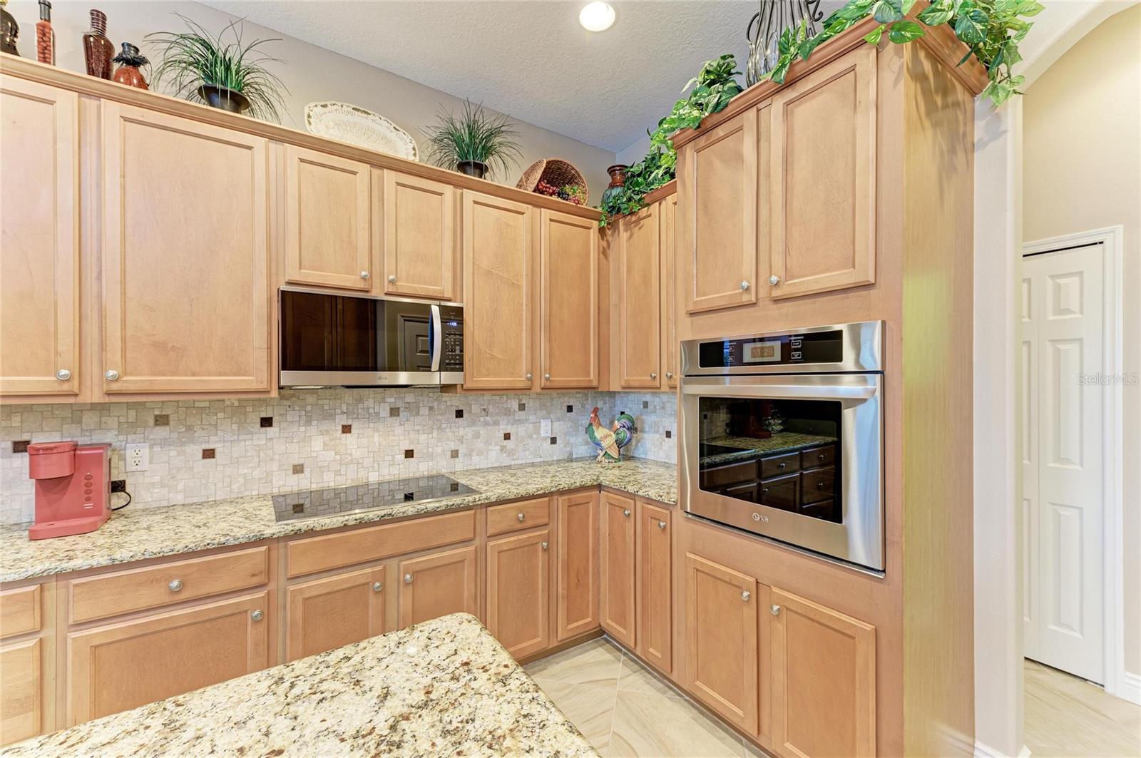 Image 20 of 66 For 23327 Red Robin Place