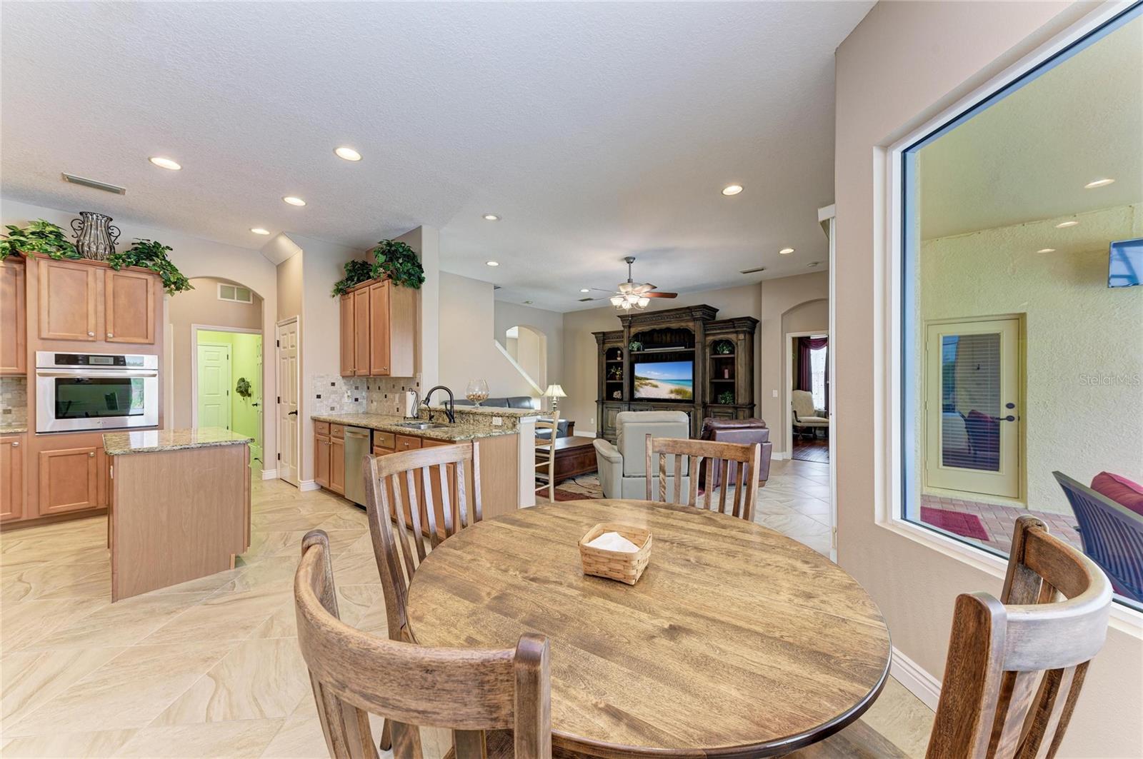 Image 22 of 66 For 23327 Red Robin Place