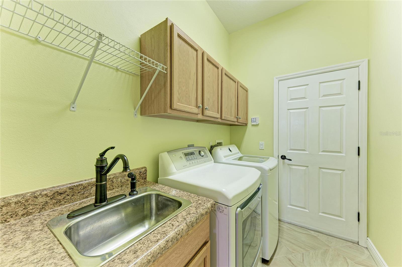 Image 40 of 66 For 23327 Red Robin Place