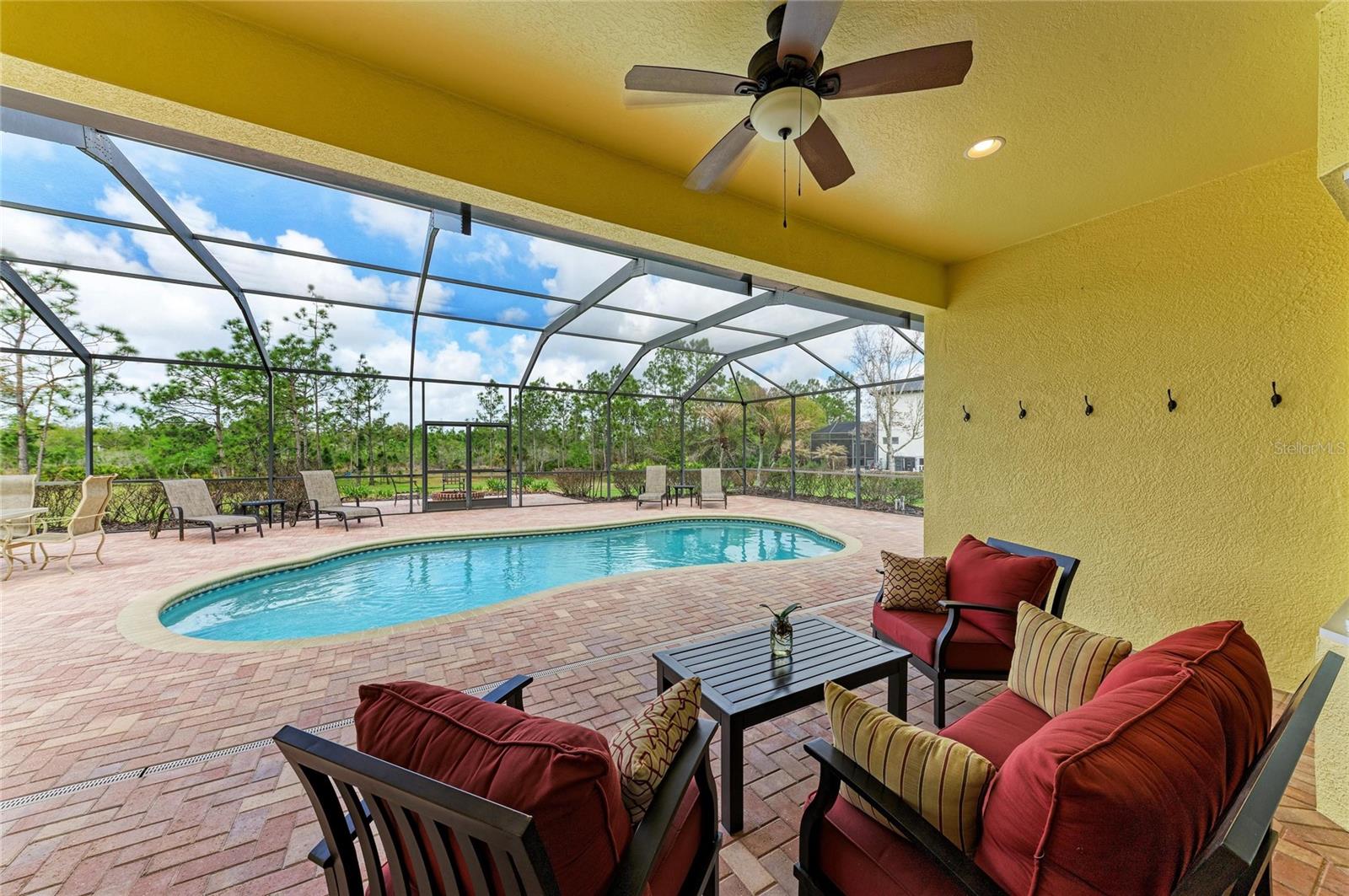 Image 43 of 66 For 23327 Red Robin Place