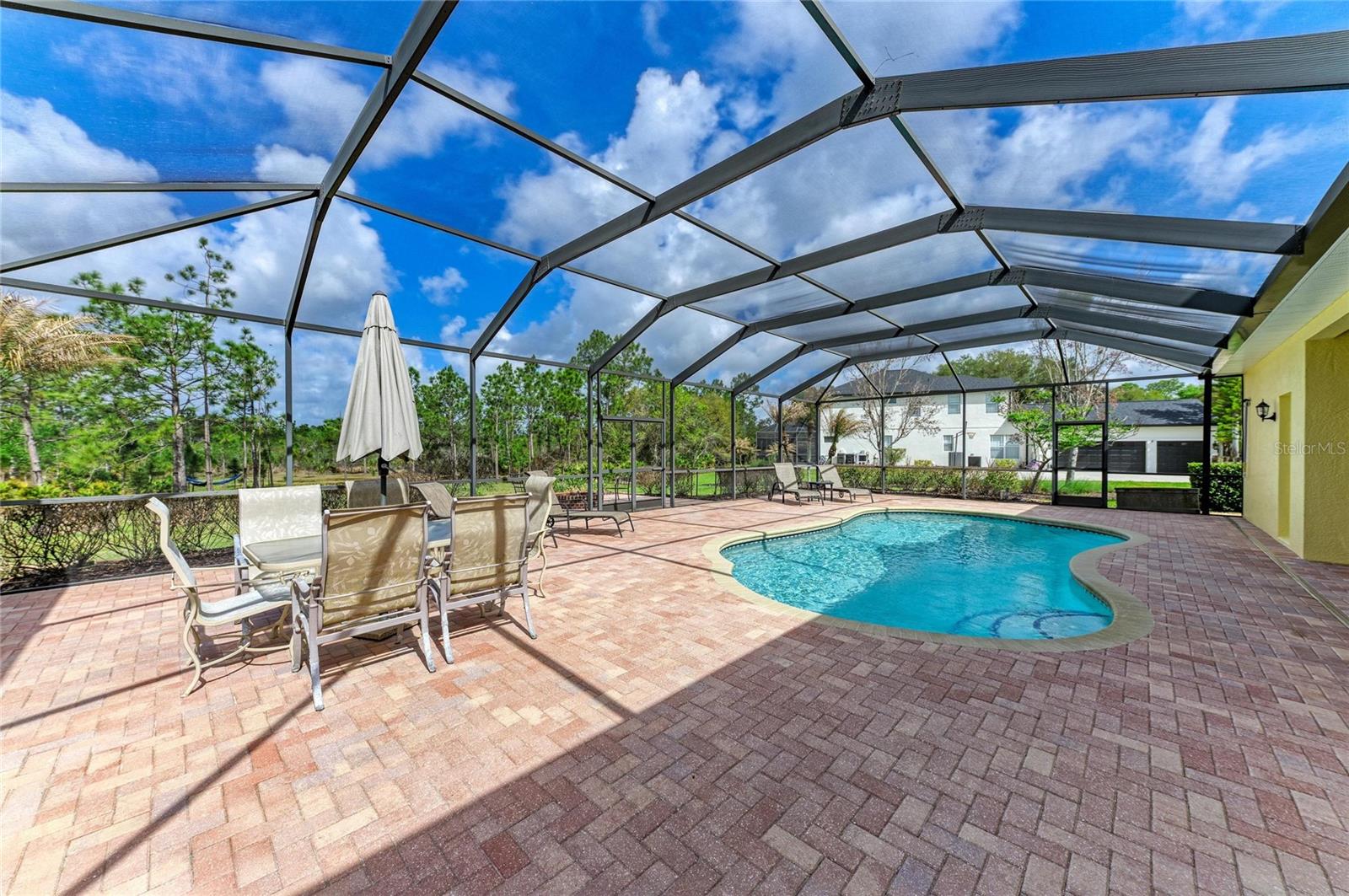 Image 44 of 66 For 23327 Red Robin Place