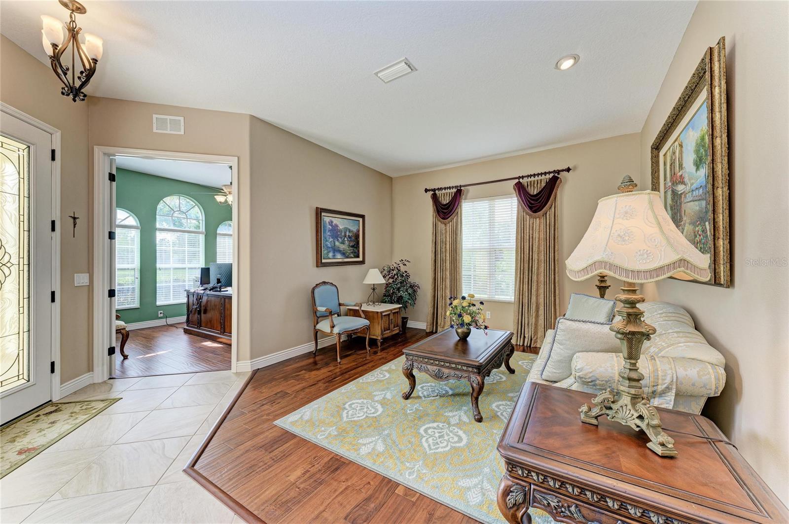 Image 8 of 66 For 23327 Red Robin Place