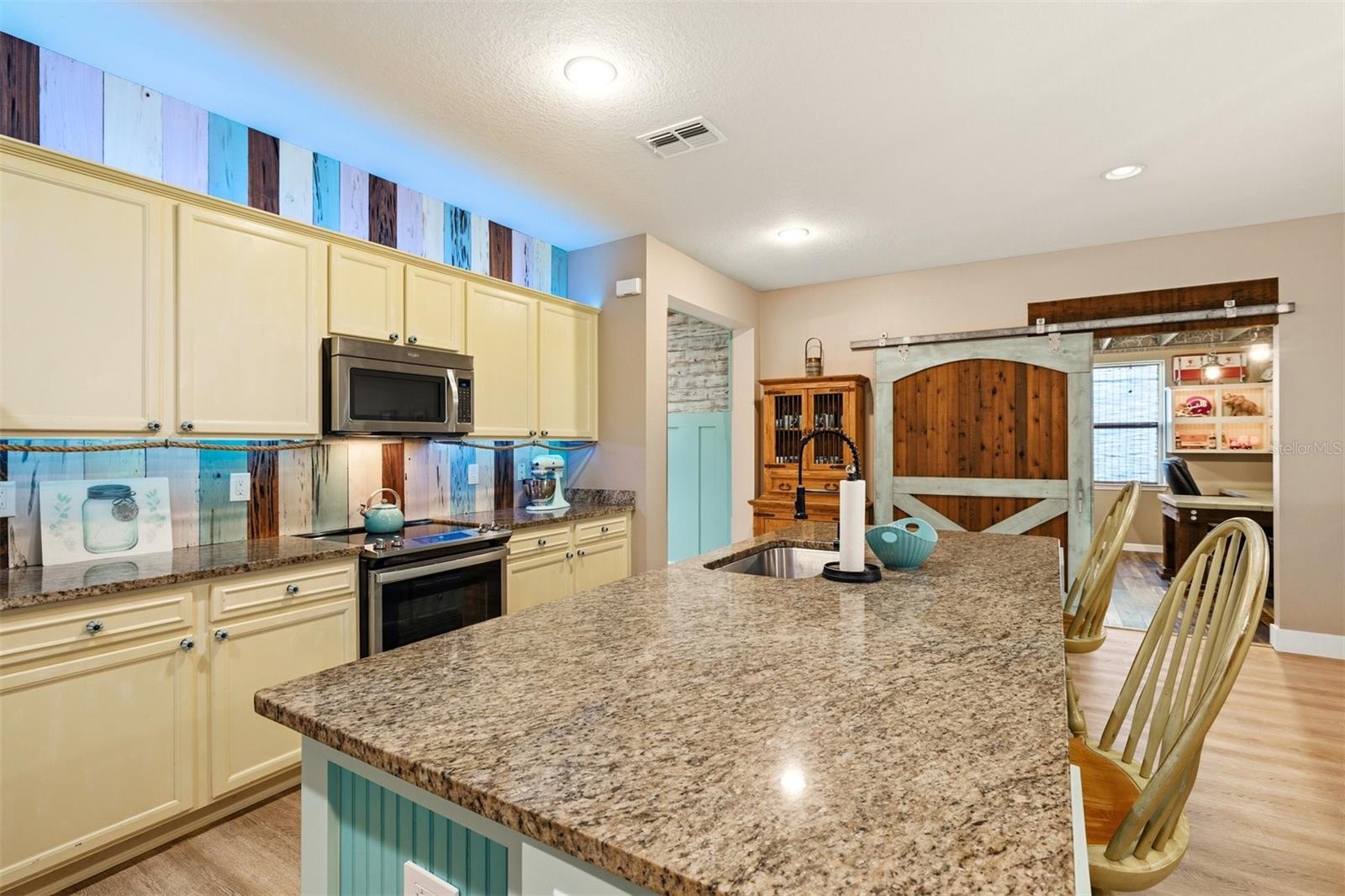 Image 20 of 100 For 11216 58th Street Circle E