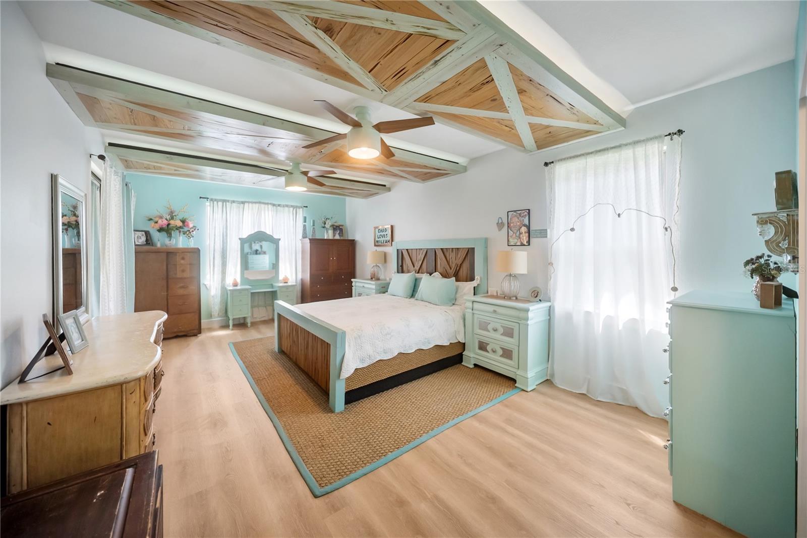 Image 33 of 100 For 11216 58th Street Circle E