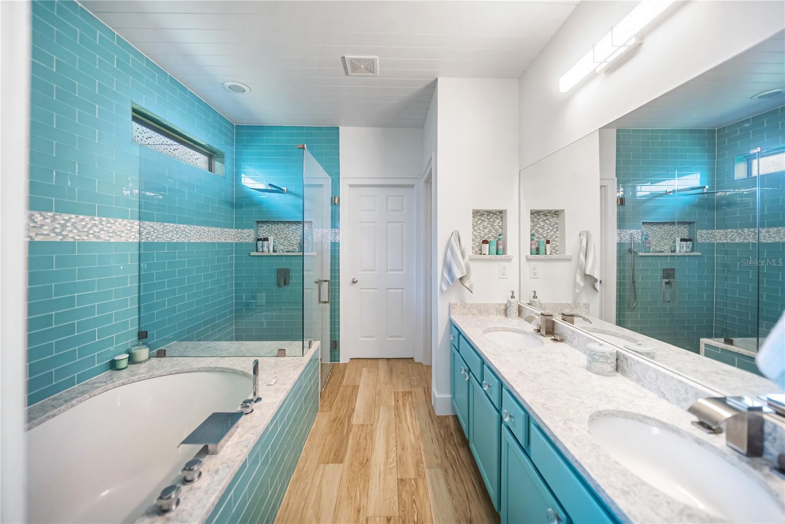 Image 37 of 100 For 11216 58th Street Circle E