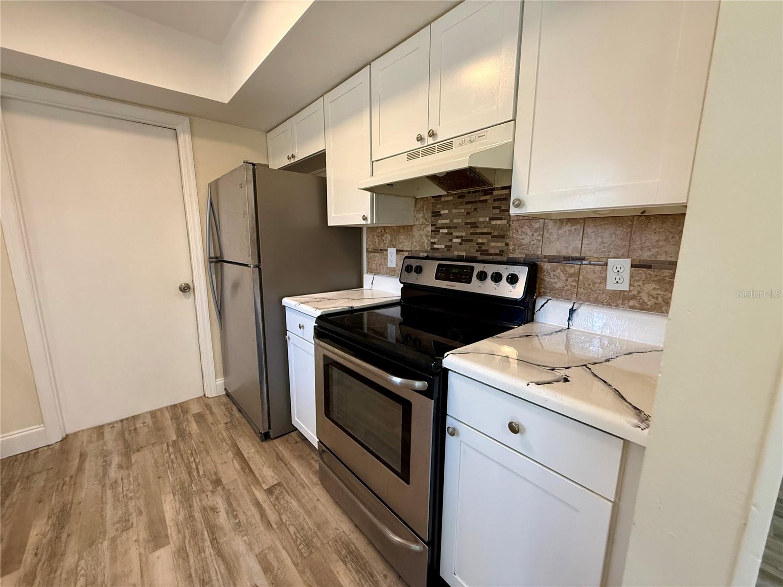 Image 9 of 27 For 4918 Gold Trees Way