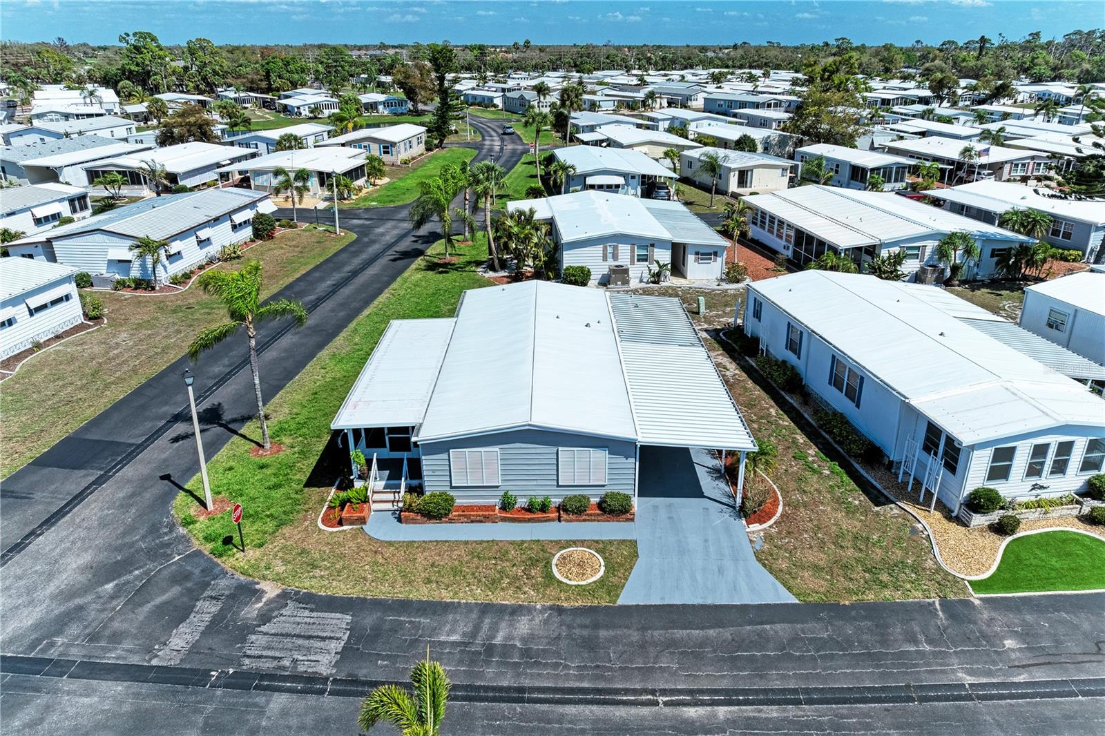 Image 31 of 56 For 2 Flora Vista Street