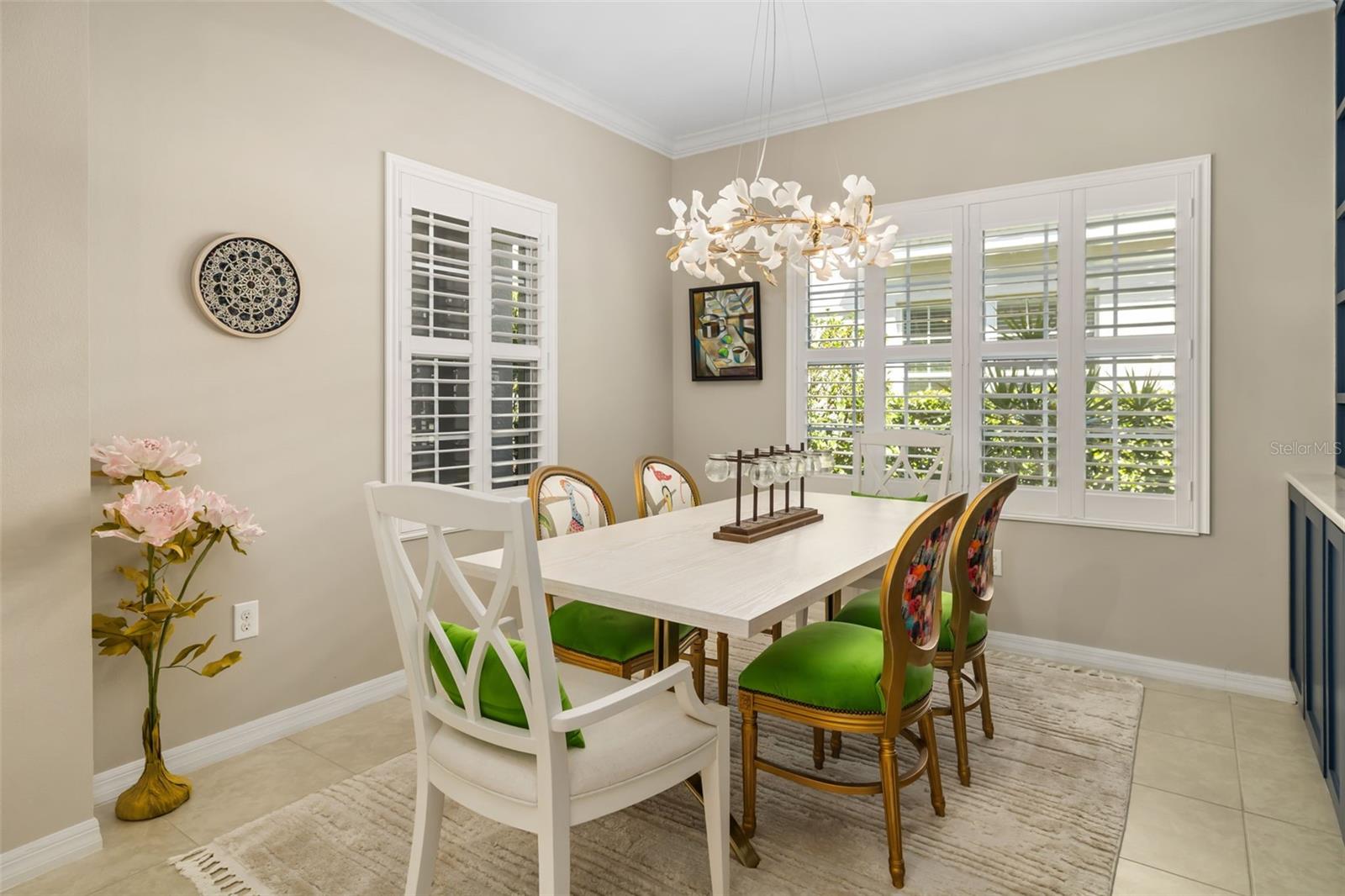 Image 32 of 74 For 5423 Fairfield Boulevard